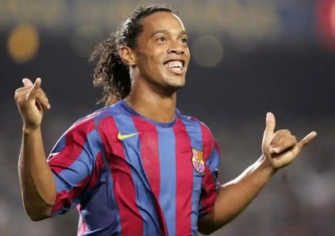 詹姆斯是否 詹姆斯是否