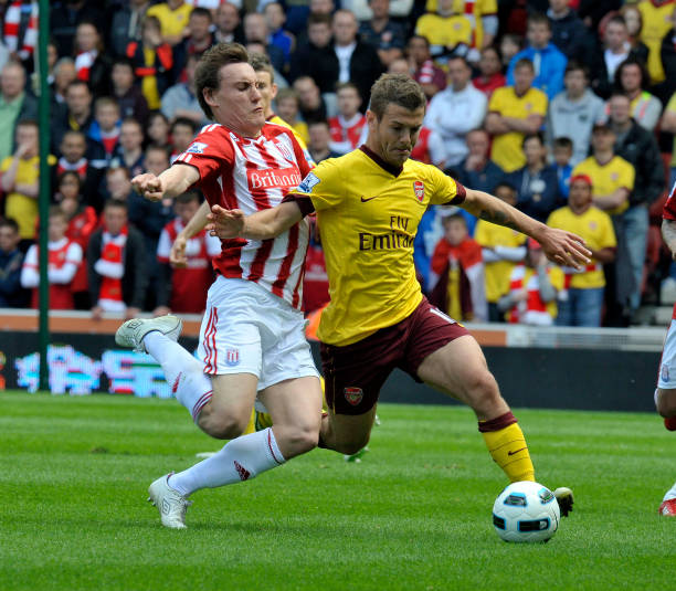 更反映了球 更反映了球